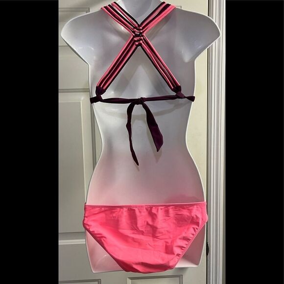 Arizona 3-piece Matching Swim Suit- Medium tops/large bottom - Picture 4 of 13